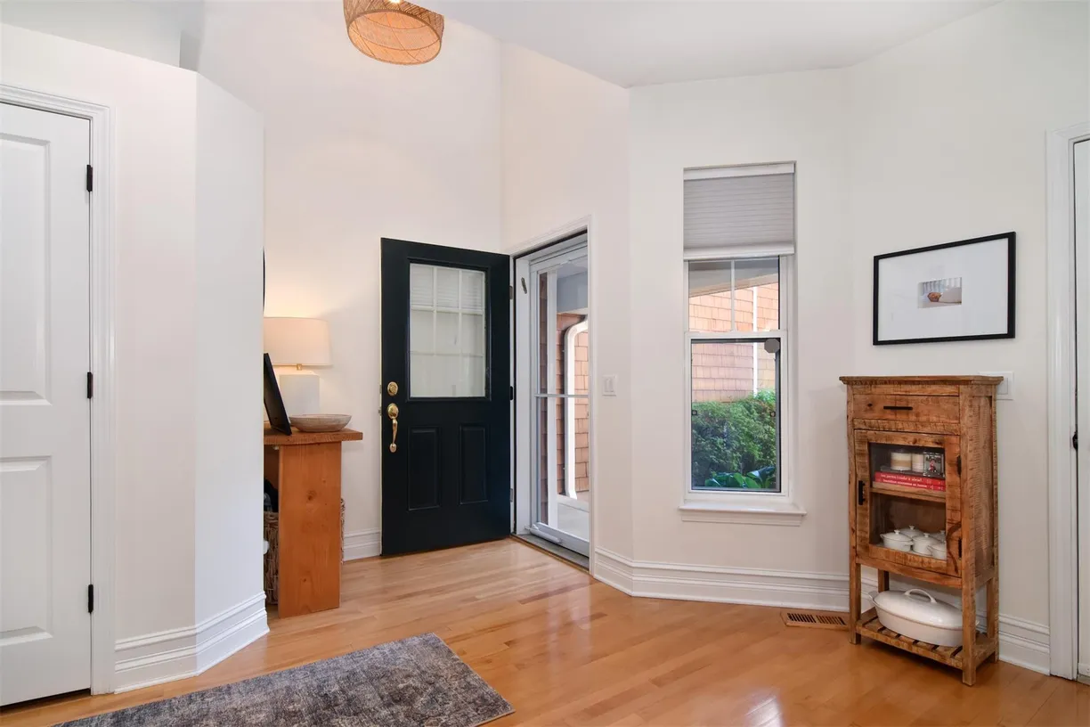 Westchester Real Estate | View 34 Trailhead Lane | room 1