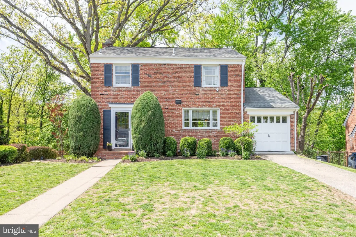 Washington Metro Area Real Estate | View 3200 Holly Street | 4 Beds, 2 Baths