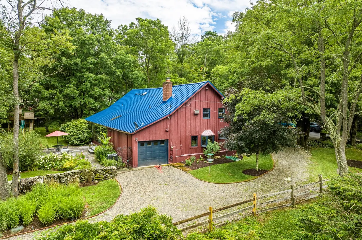 Hudson Valley Real Estate | View 101 Drake Road | room 2