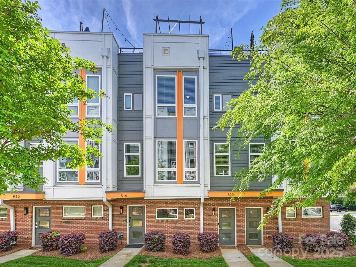 Charlotte Real Estate | View 520 Sedgefield Park Drive | 2 Beds, 2 Baths