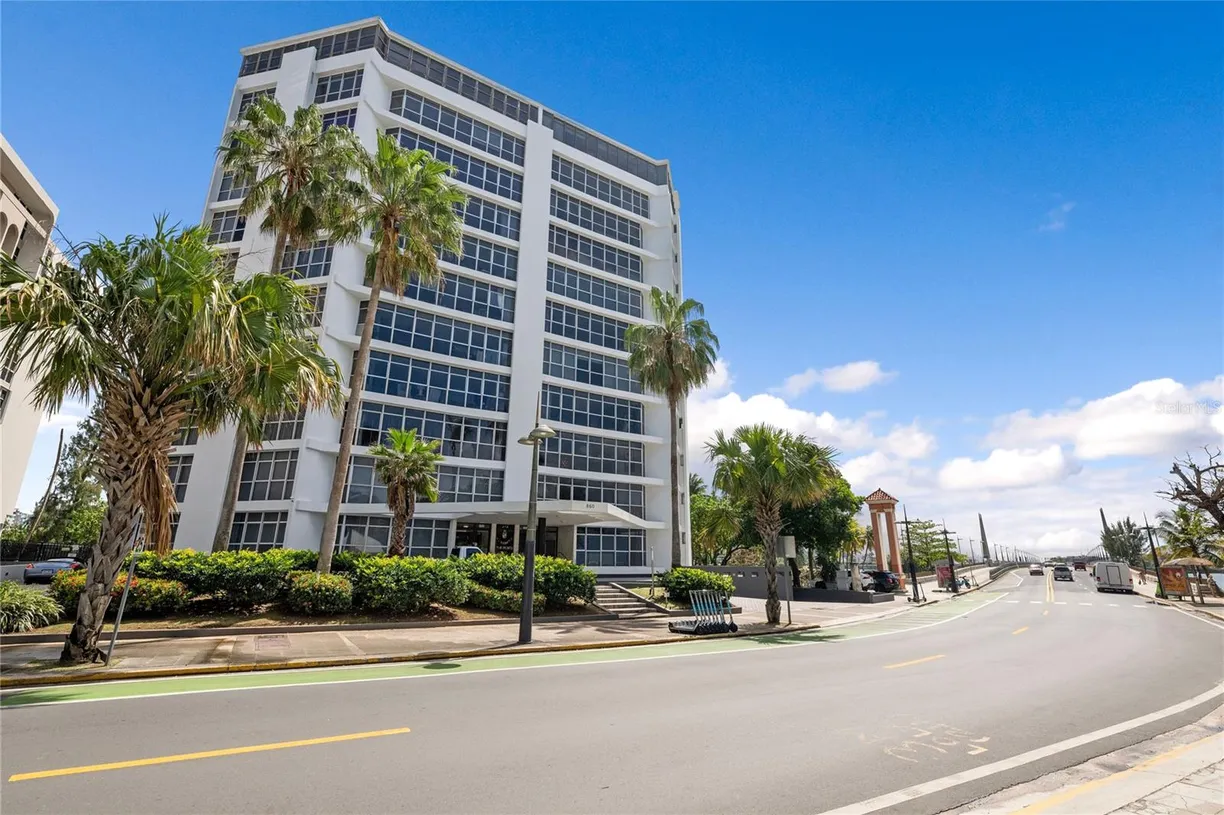 Puerto Rico Real Estate | View 860 Ashford Ave., San Geronimo #3A | 3 Beds, 2 Baths