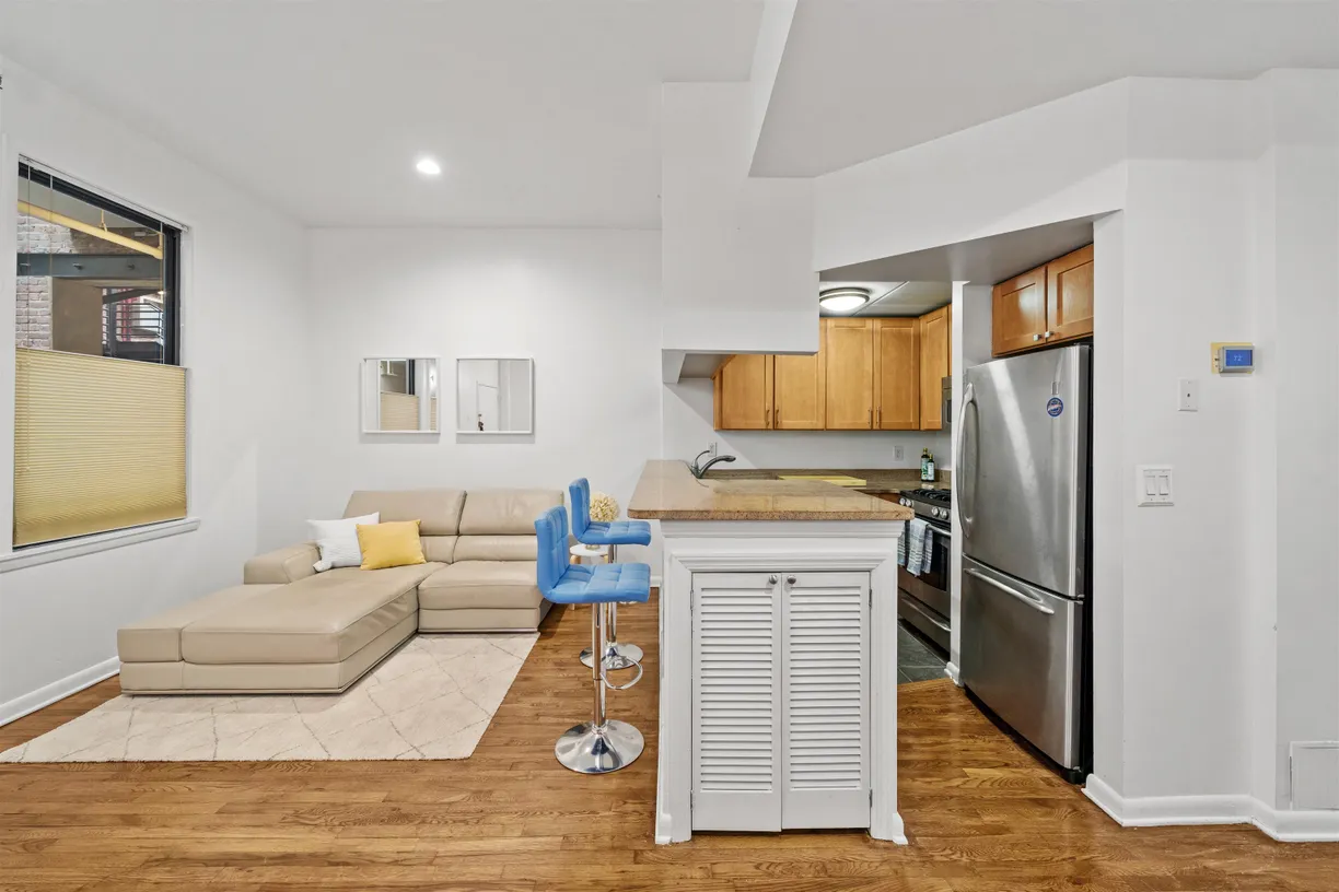 Jersey City/Hoboken Real Estate | View 187 Wayne St Unit# 207C | room 1