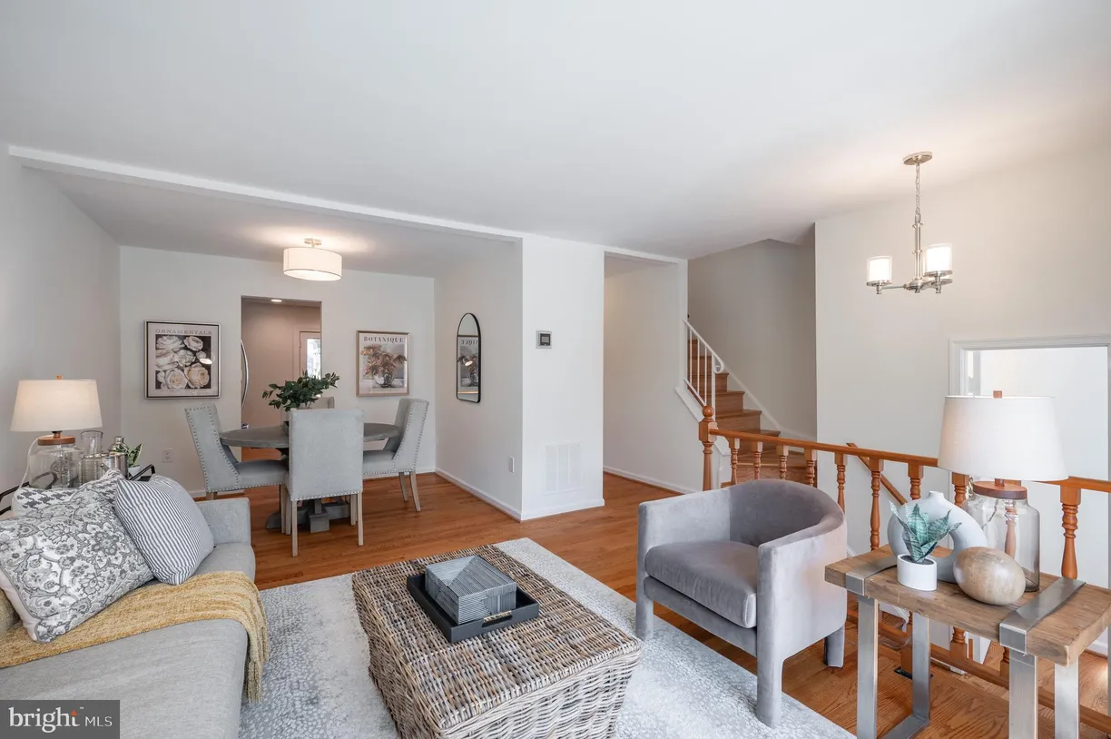 Washington Metro Area Real Estate | View 9014 Giltinan Court | room 2