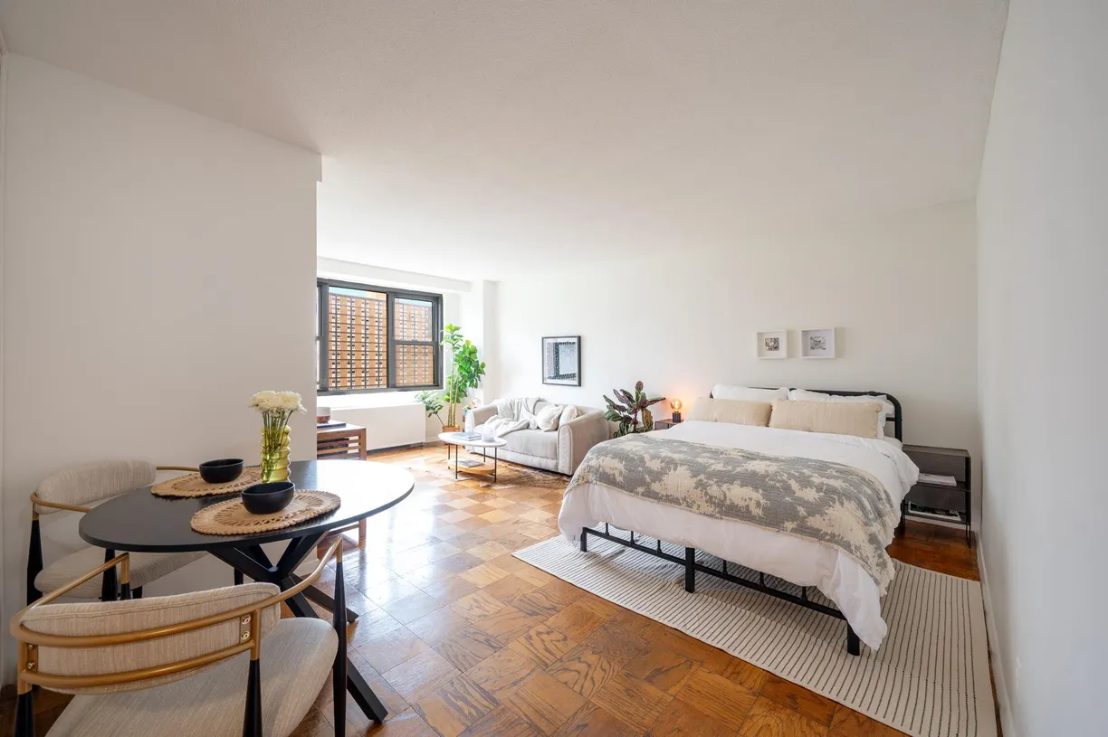 Jersey City/Hoboken Real Estate | View 201 St Pauls Ave Unit# 9M | room 2