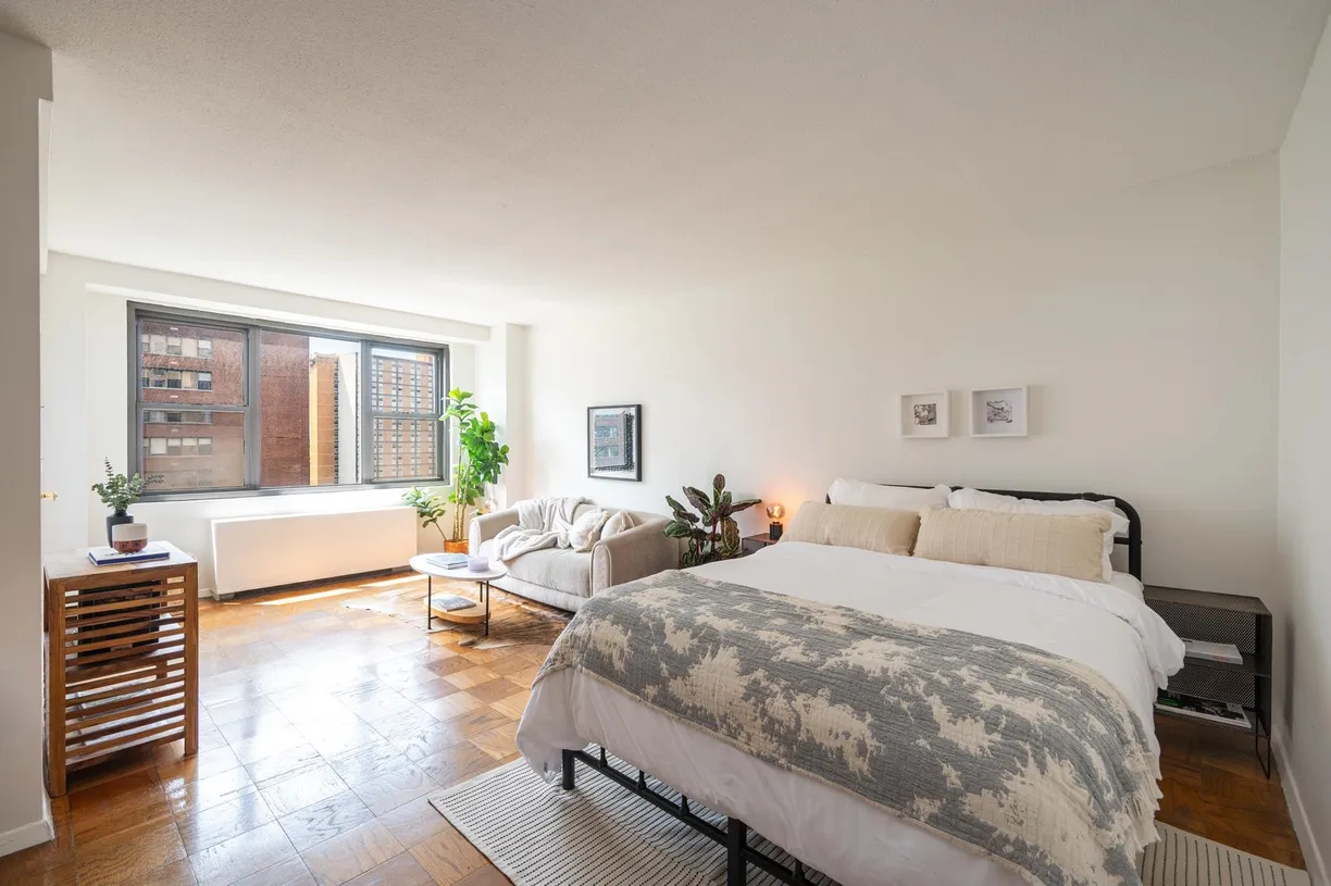 Jersey City/Hoboken Real Estate | View 201 St Pauls Ave Unit# 9M | room 1