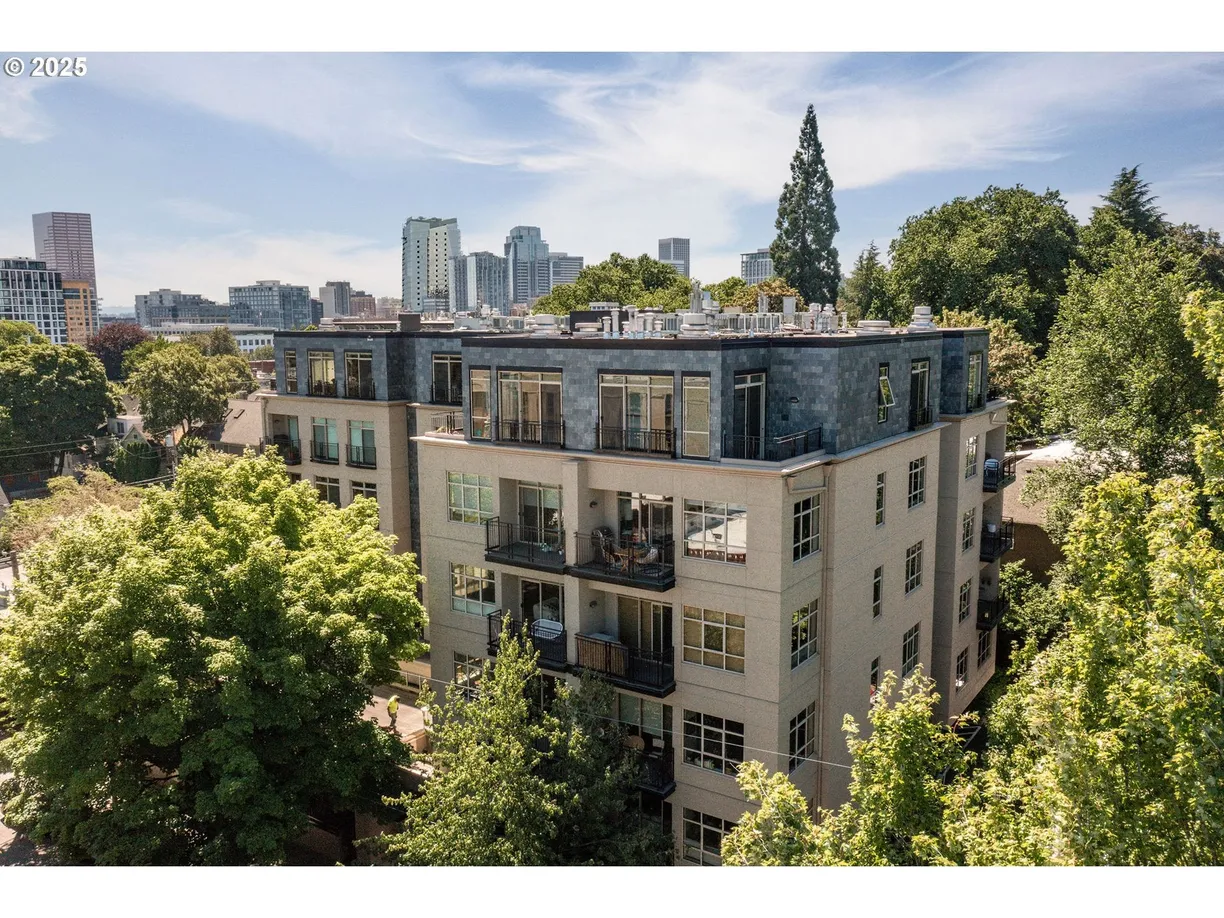 Portland, OR Real Estate | View 1930 NW Irving St #604 | room 1