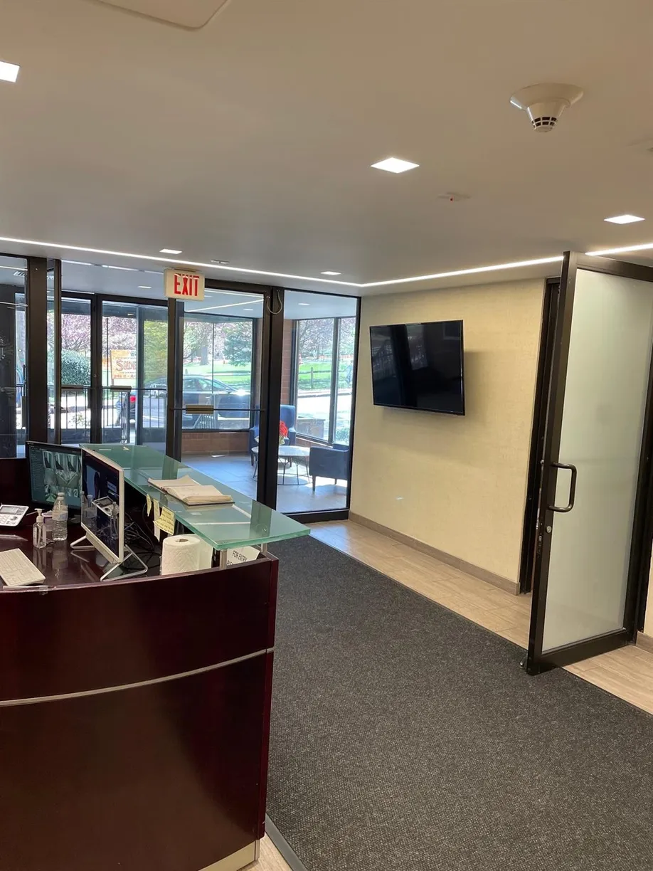 Westchester Real Estate | View 21 Lake Street #6L | room 2