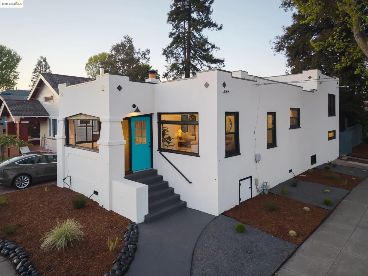 Northern California Real Estate | View 3019 Encinal Avenue | room 2