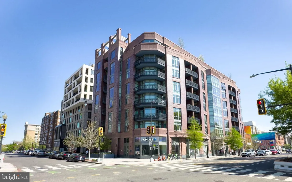 Washington Metro Area Real Estate | View 810 O Street NW 804 | room 1