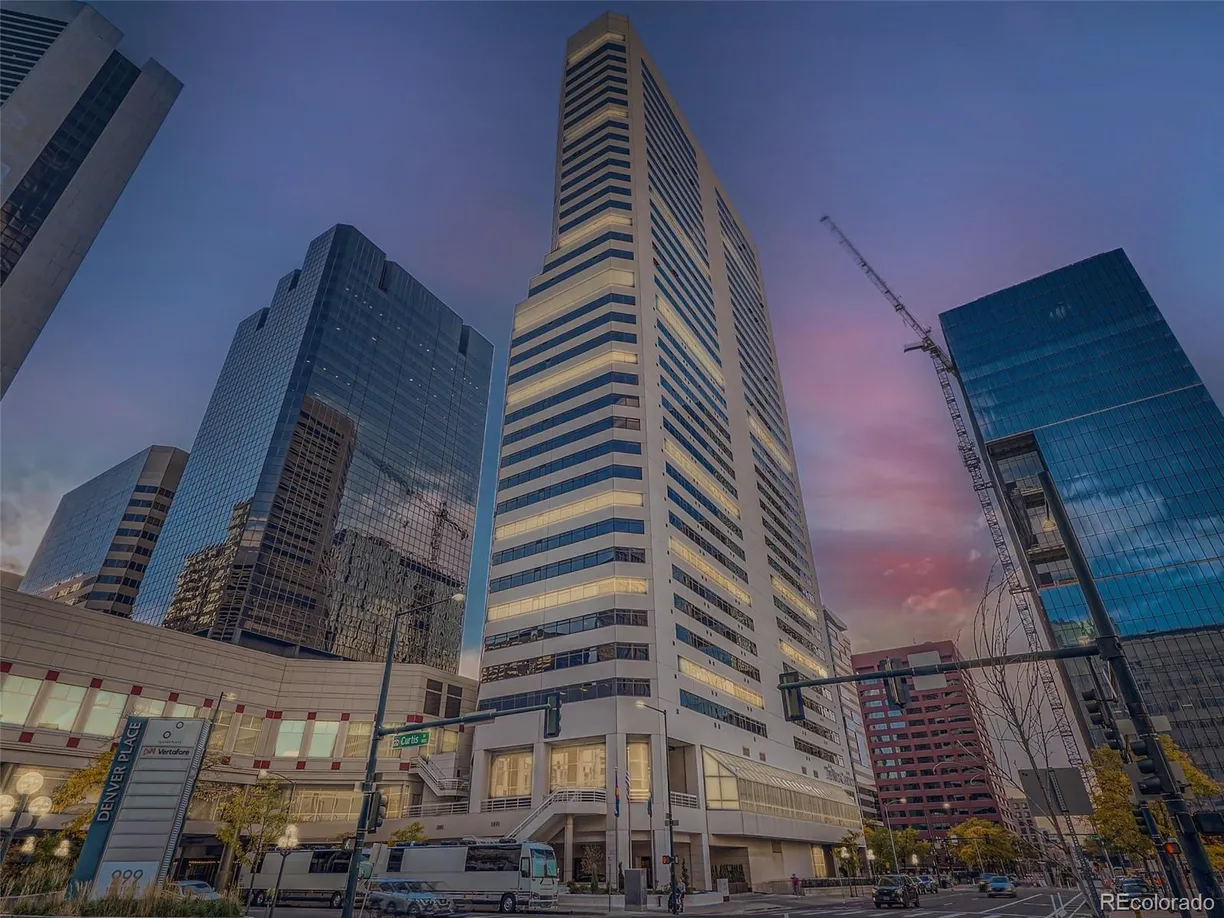Denver Real Estate | View 1891 Curtis Street Unit# 1604 | 3 Beds, 2 Baths