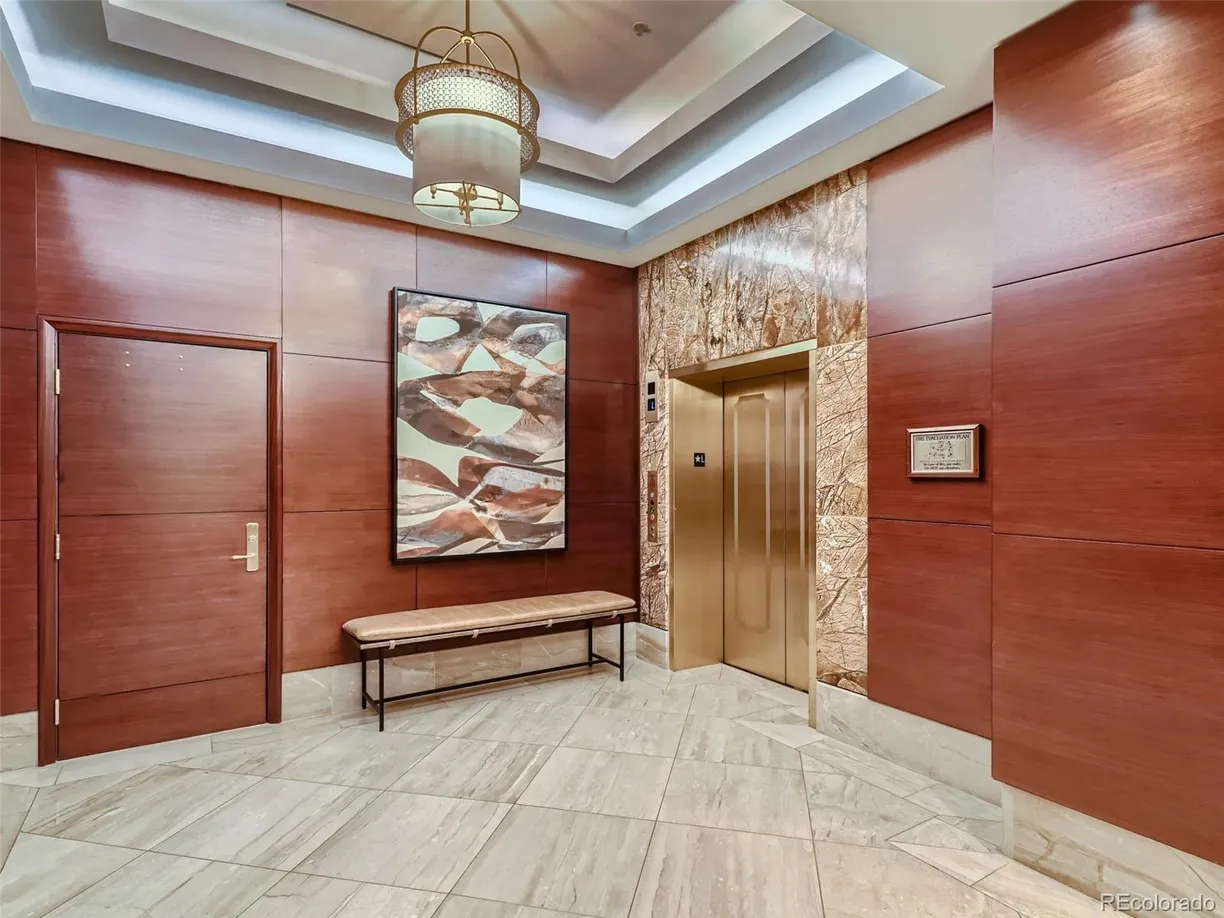 Denver Real Estate | View 1891 Curtis Street Unit# 1604 | room 2
