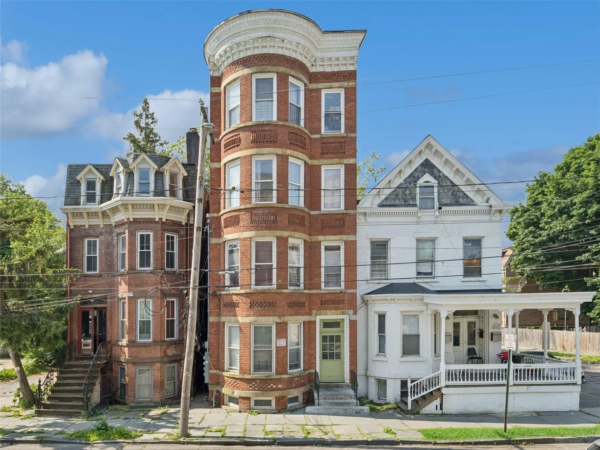 Hudson Valley Real Estate | View 123 3rd Street