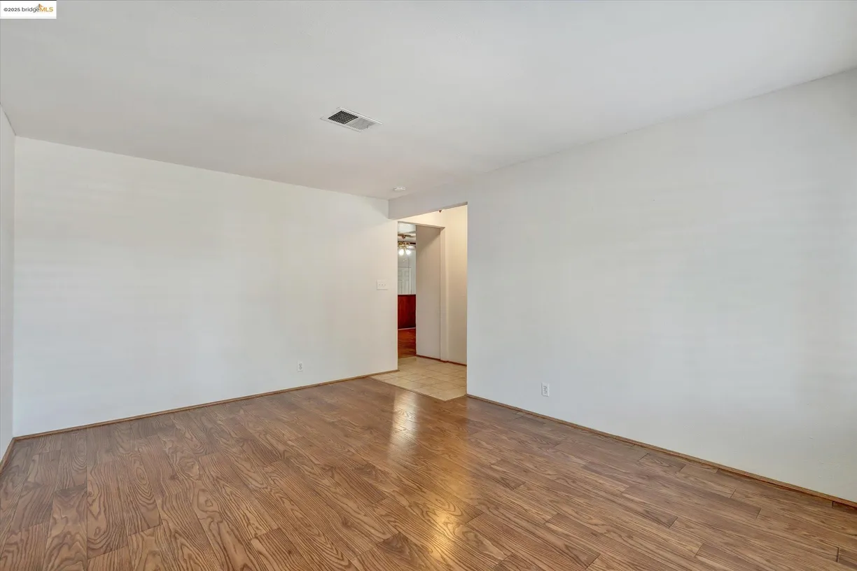 Northern California Real Estate | View 32252 Coronation Drive | room 2