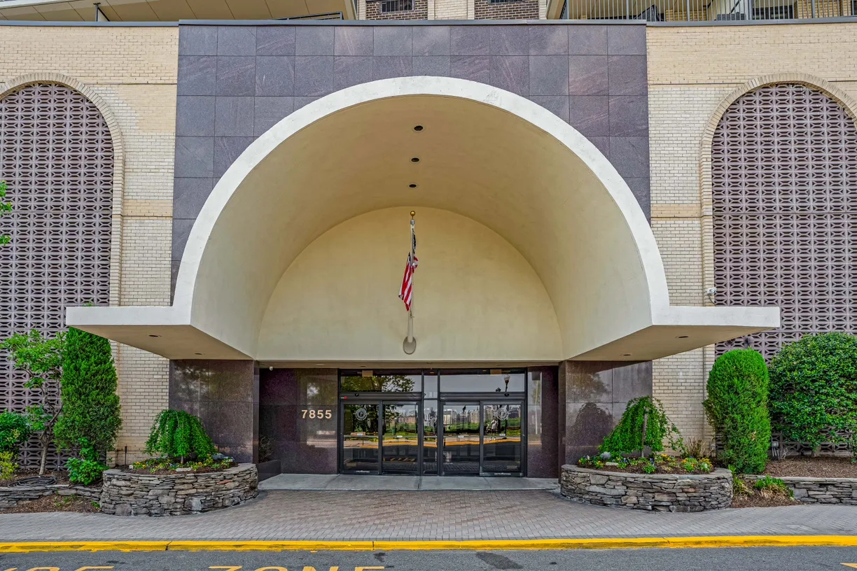 Bergen County Real Estate | View 7855 Blvd East 29 L | _DSC3921