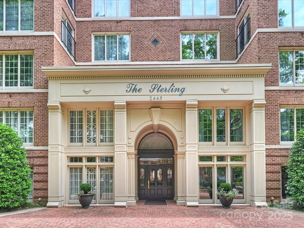 Charlotte Real Estate | View 2445 Selwyn Avenue #104 | room 2