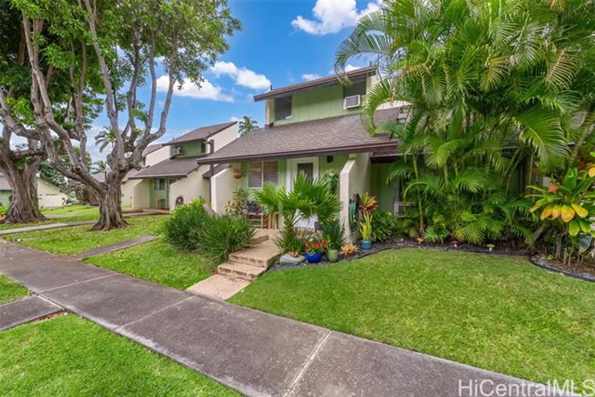 Hawaii Real Estate | View 553 Pepeekeo Street, #6 | room 2