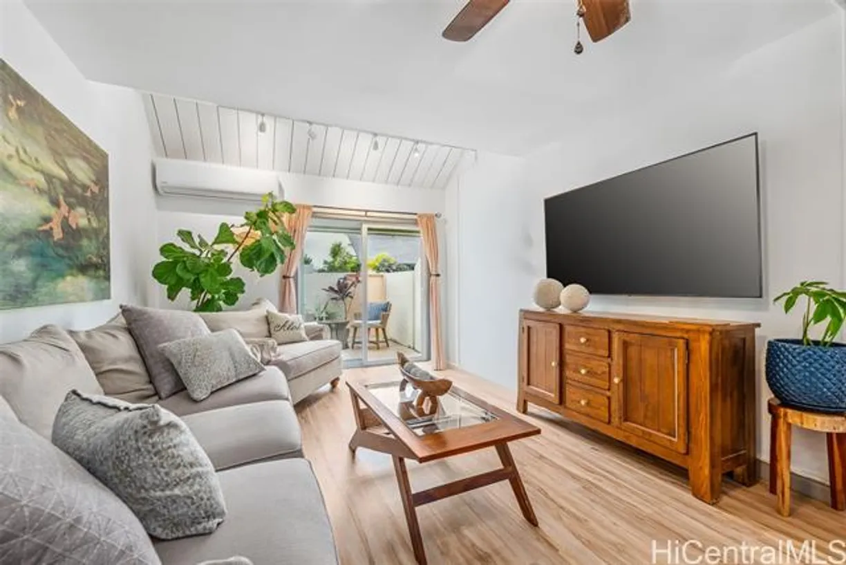 Hawaii Real Estate | View 553 Pepeekeo Street, #6 | 3 Beds, 2 Baths