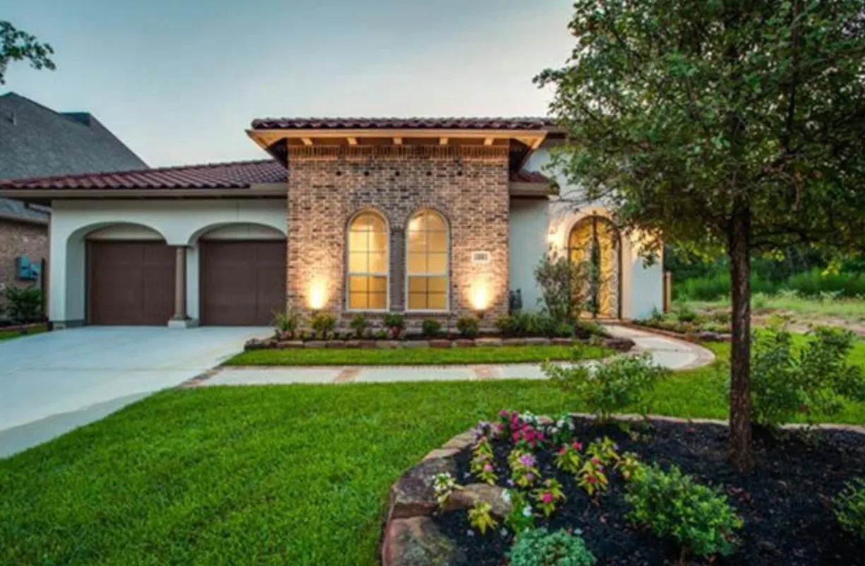 The Woodlands Real Estate | View 22 Woodglade Way | 3 Beds, 2 Baths