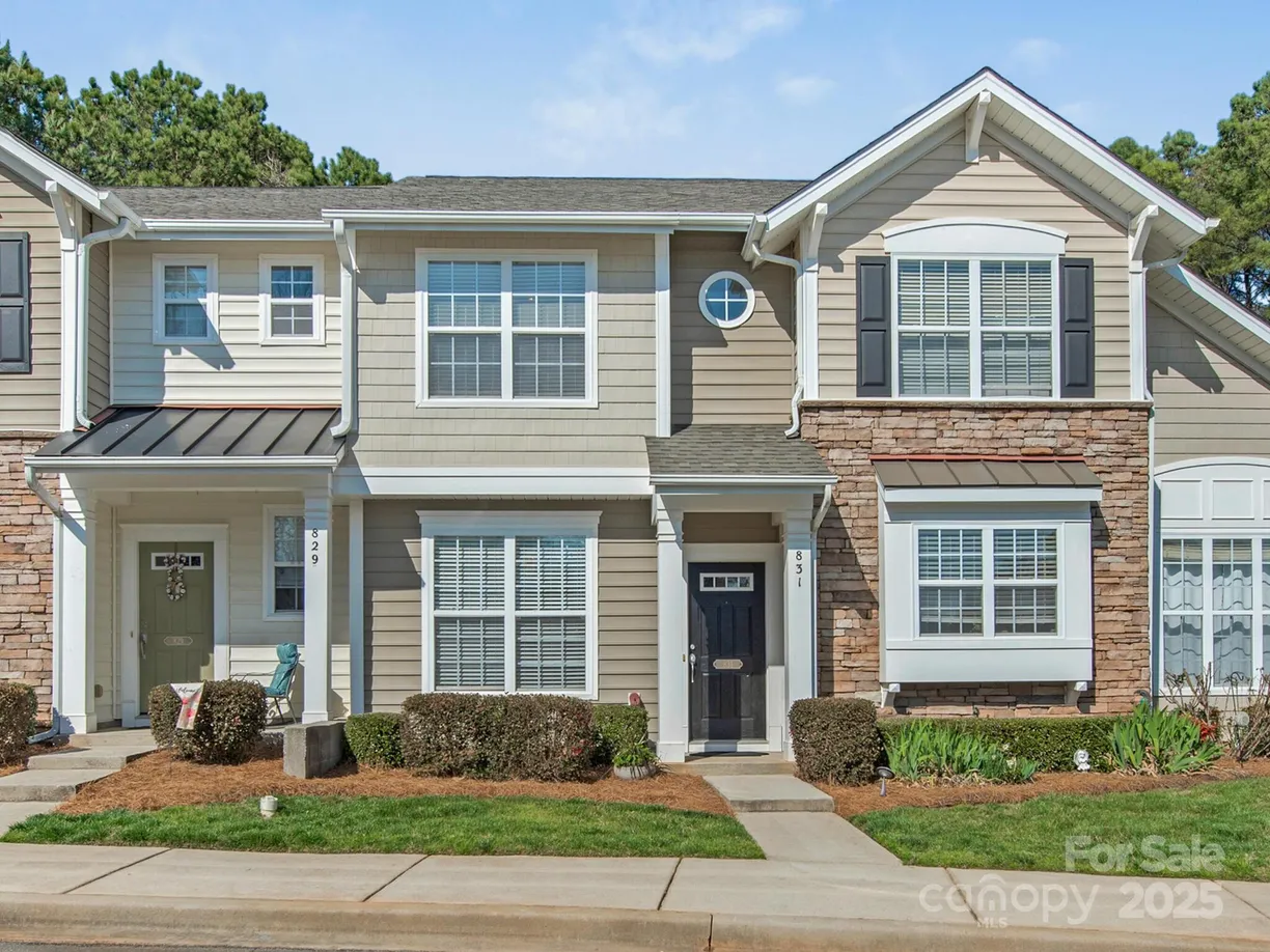 Charlotte Real Estate | View 831 Lacebark Drive | 2 Beds, 2 Baths