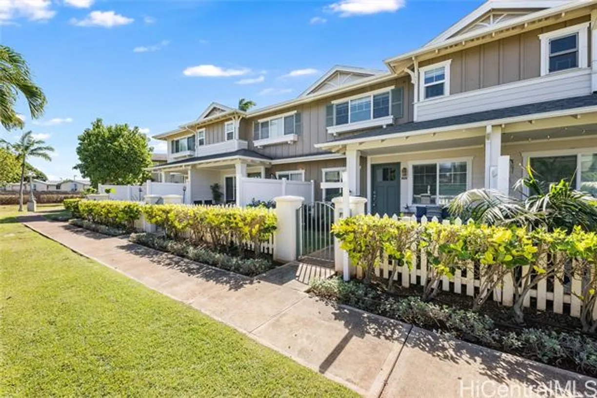 Hawaii Real Estate | View 91-2005 Kaioli Street, #4703 | room 1