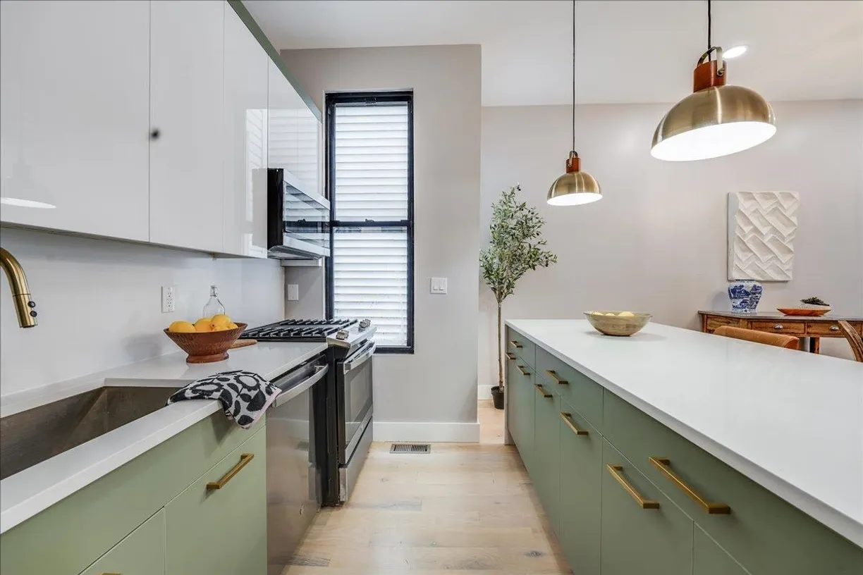 Jersey City/Hoboken Real Estate | View 93 Laidlaw Ave Unit# 1 | room 1