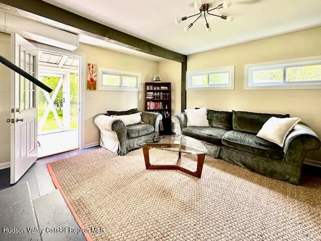 Hudson Valley Real Estate | View 49 Rock City Road | room 1