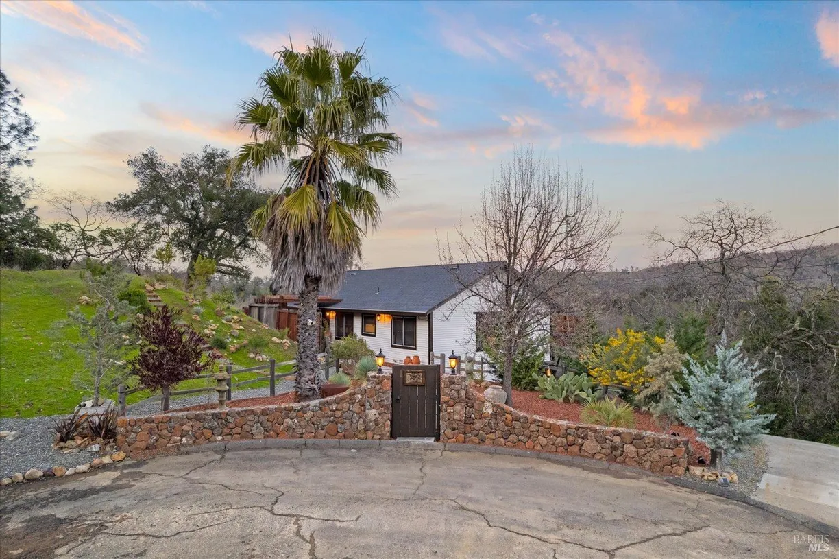 Northern California Real Estate | View 26 Sorrell Court | 3 Beds, 2 Baths