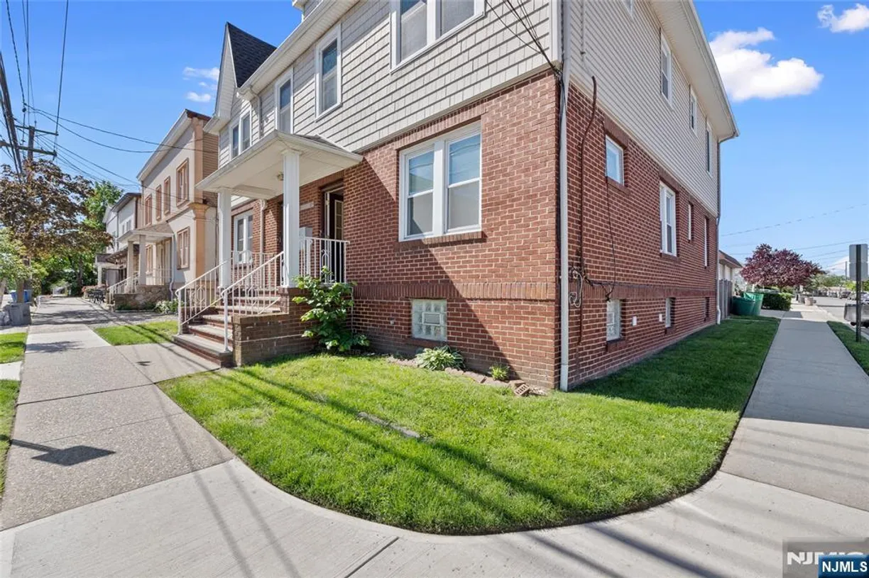 Bergen County Real Estate | View 273 Centre Avenue | room 1