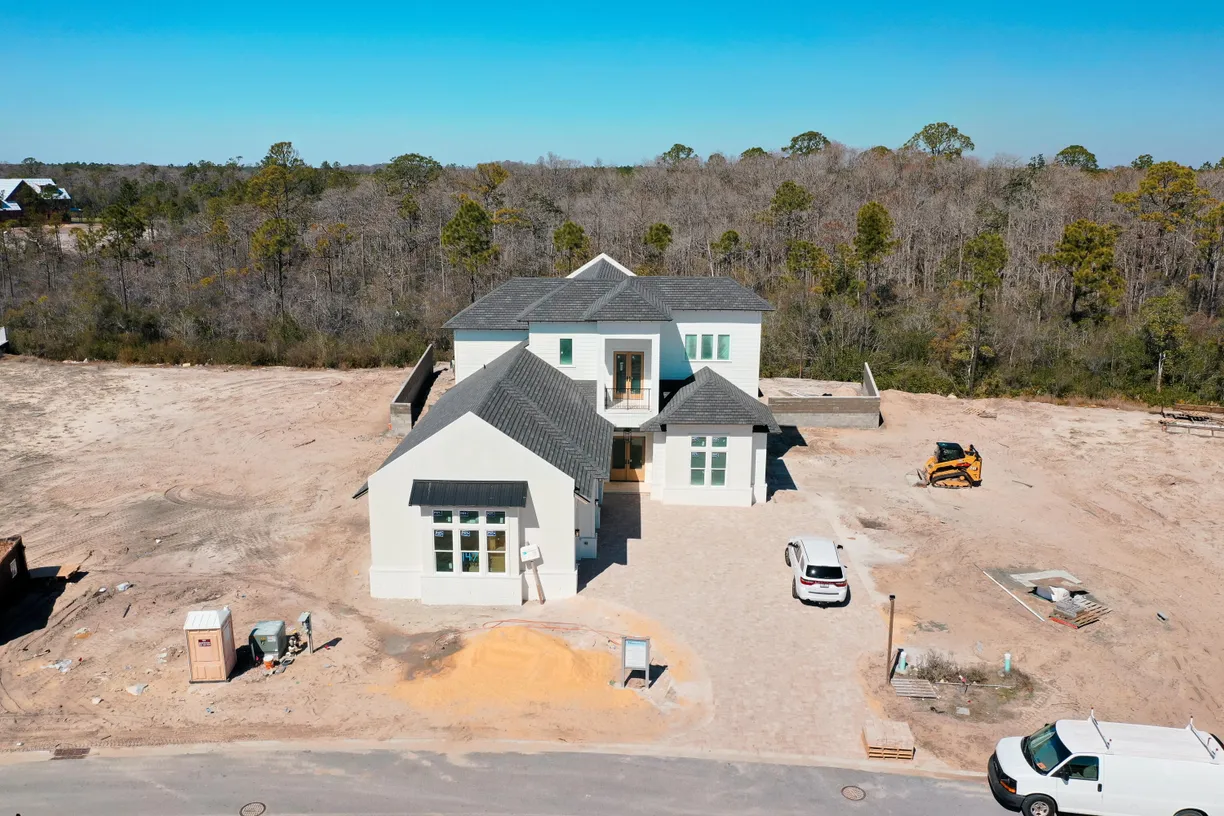 Northwest Florida Real Estate | View 147 Quail Hollow Court | 5 Beds, 5 Baths