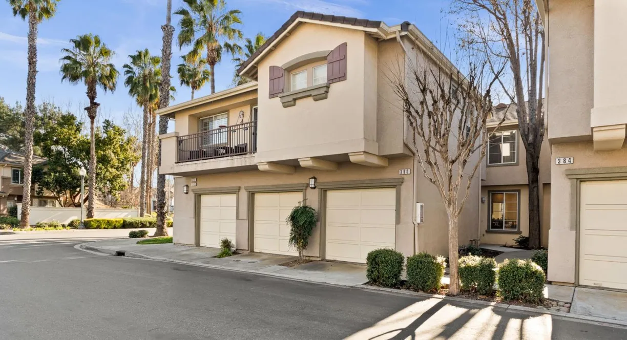 Northern California Real Estate | View 380 Ribbonwood Avenue | 2 Beds, 2 Baths