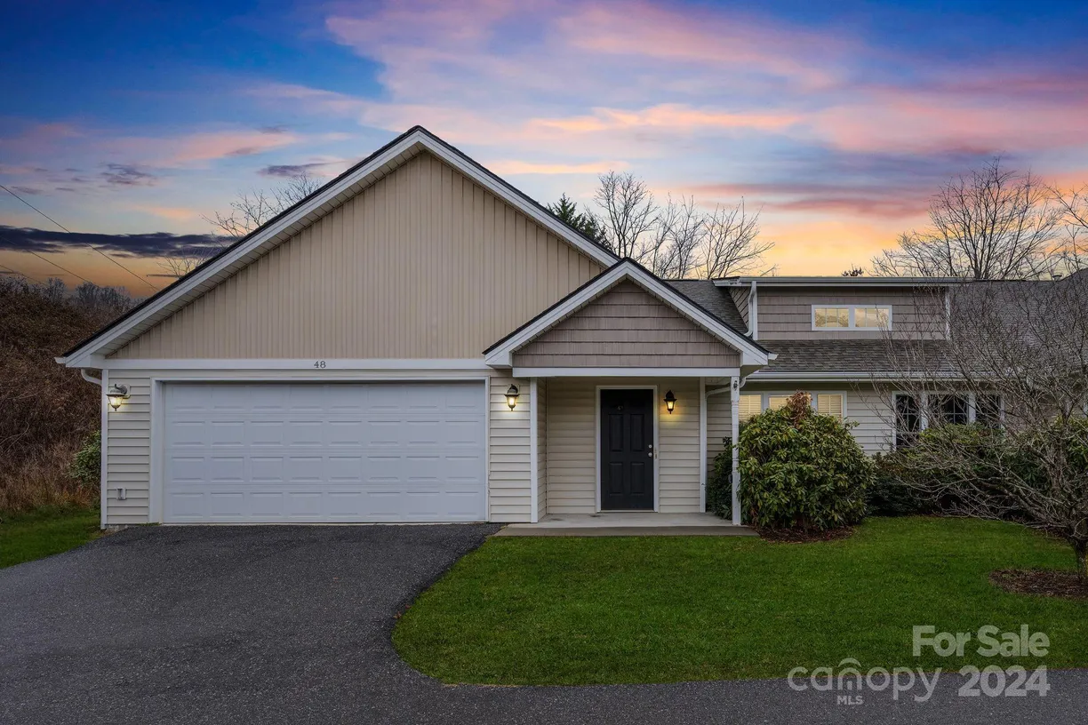 Charlotte Real Estate | View 48 Locole Drive | 2 Beds, 2 Baths