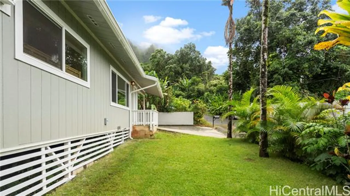 Hawaii Real Estate | View 47-724 Ahuimanu Loop, #15 | room 2