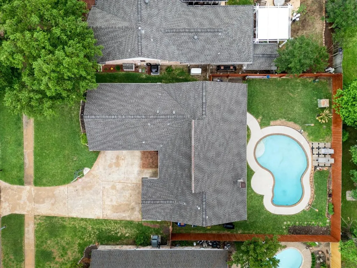 Houston Suburbs Real Estate | View 1023 Hidden Canyon Road | room 1