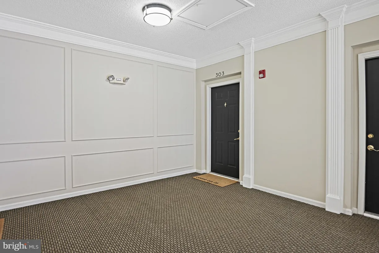 Washington Metro Area Real Estate | View 12160 Abington Hall Place Unit# 303 | room 1