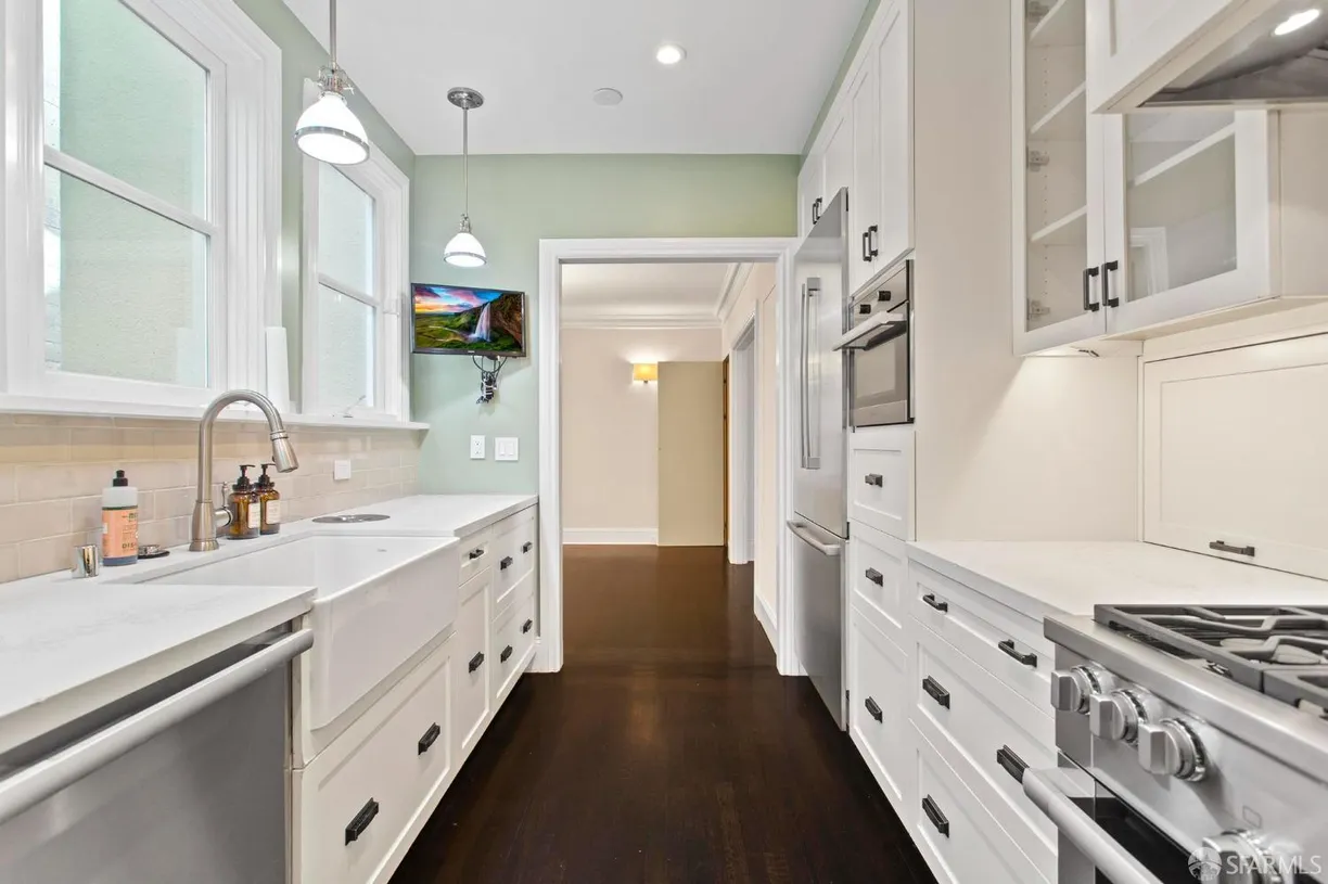 Northern California Real Estate | View 1441 Jones | room 1