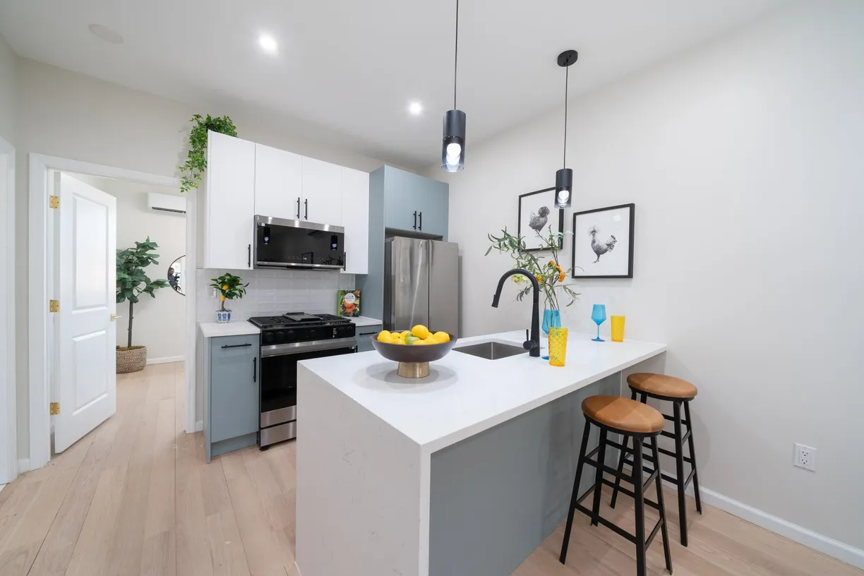 Jersey City/Hoboken Real Estate | View 366 7th St Unit# 2 | 2 Beds, 2 Baths