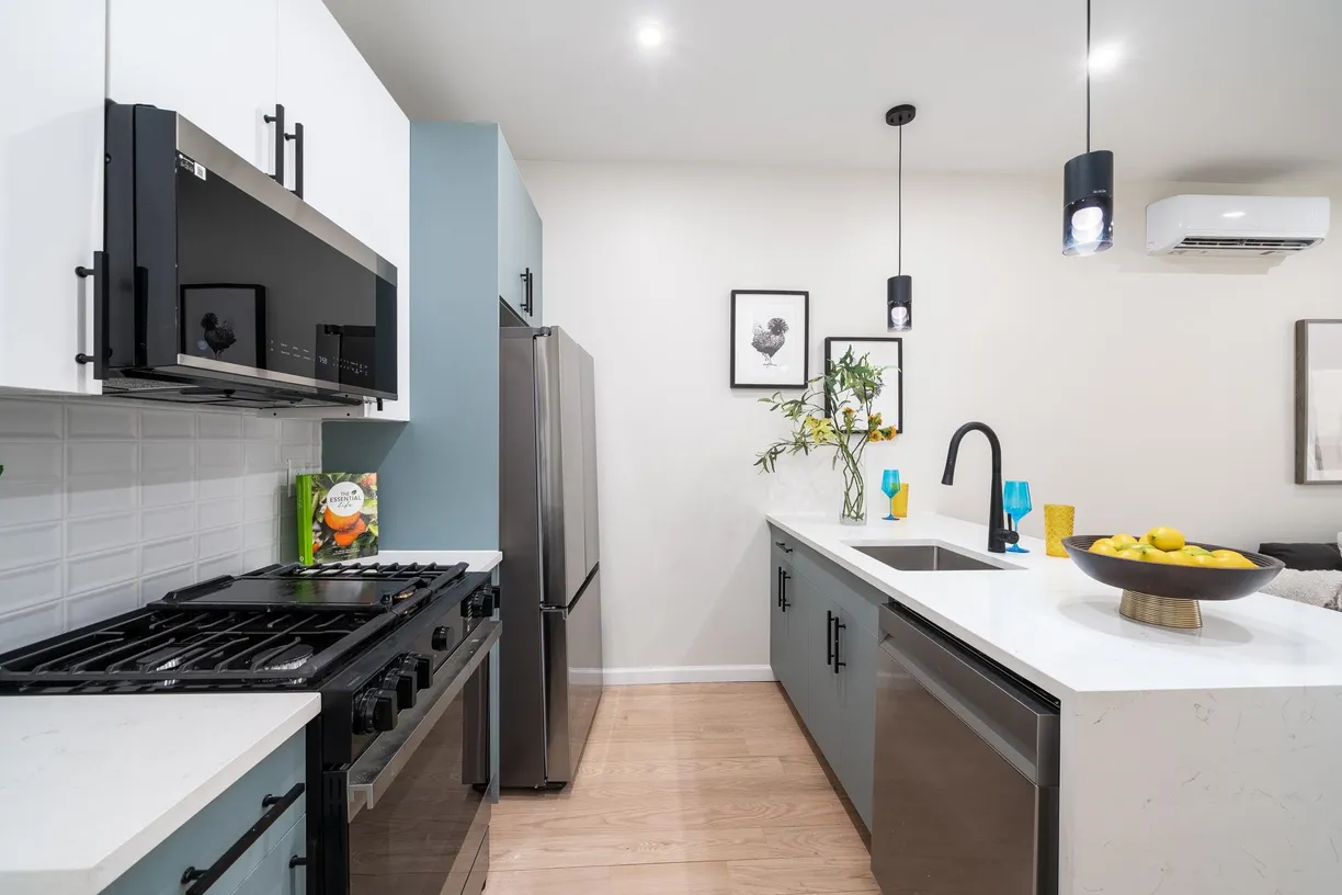 Jersey City/Hoboken Real Estate | View 366 7th St Unit# 2 | room 2