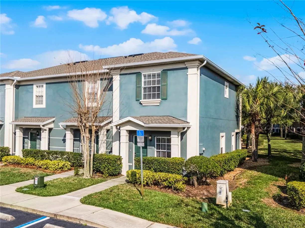 Central Florida Real Estate | View 10421 Manderley Way Unit# 268 | room 1