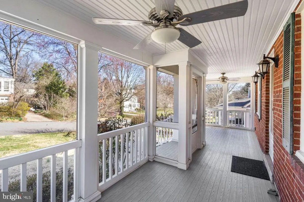 Washington Metro Area Real Estate | View 1554 N Jefferson Street | room 2