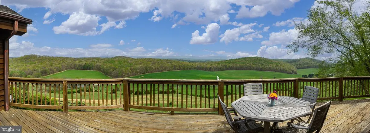 Washington Metro Area Real Estate | View 742 & 830 High Rock Road | 2 Beds, 2 Baths