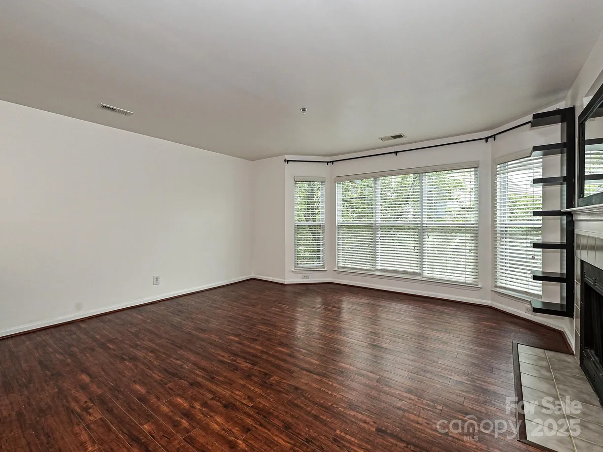 Charlotte Real Estate | View 521 N Graham Street #2B | room 2