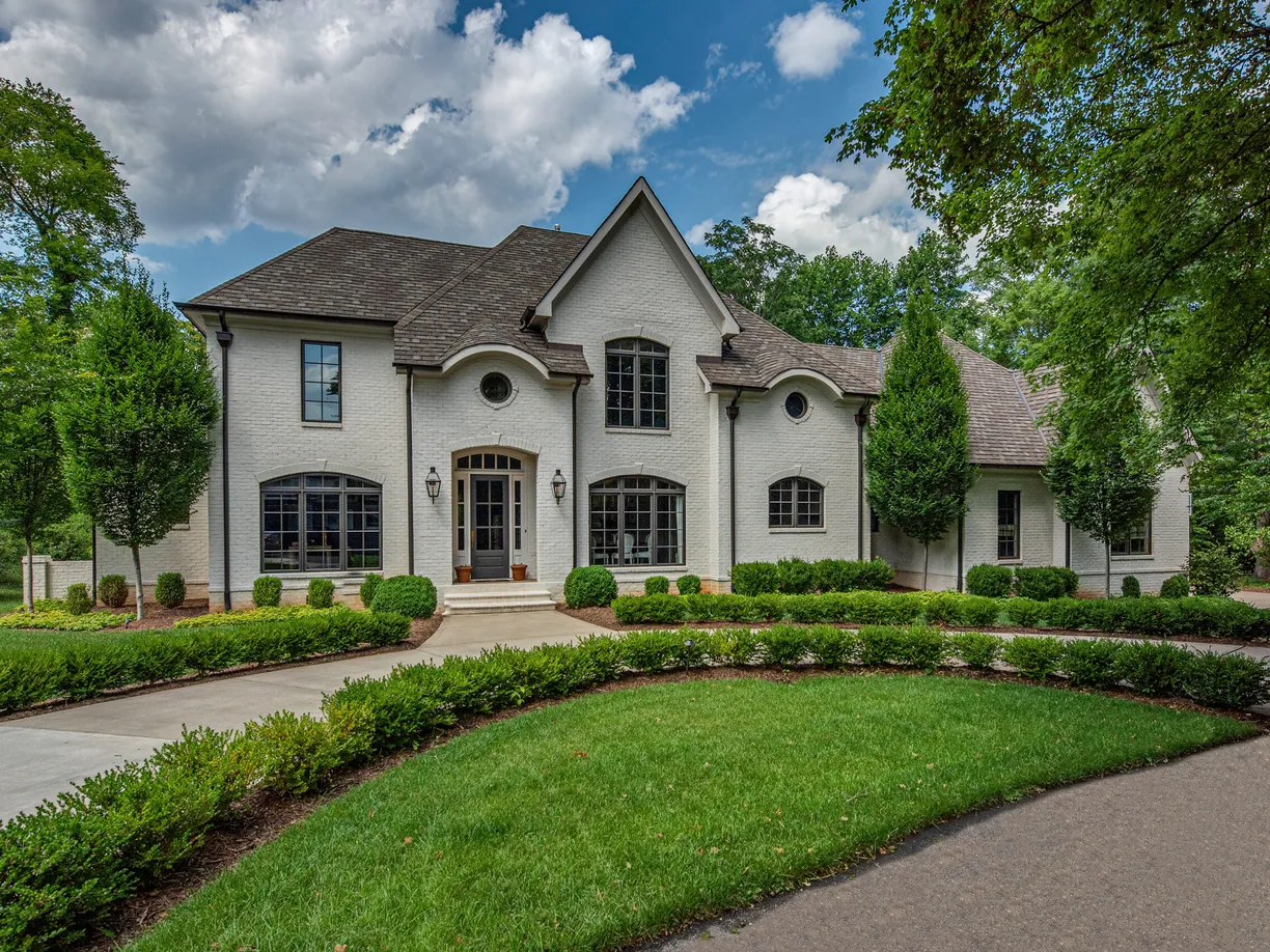 Charlotte Real Estate | View 2043 Sharon Lane | 4 Beds, 3 Baths