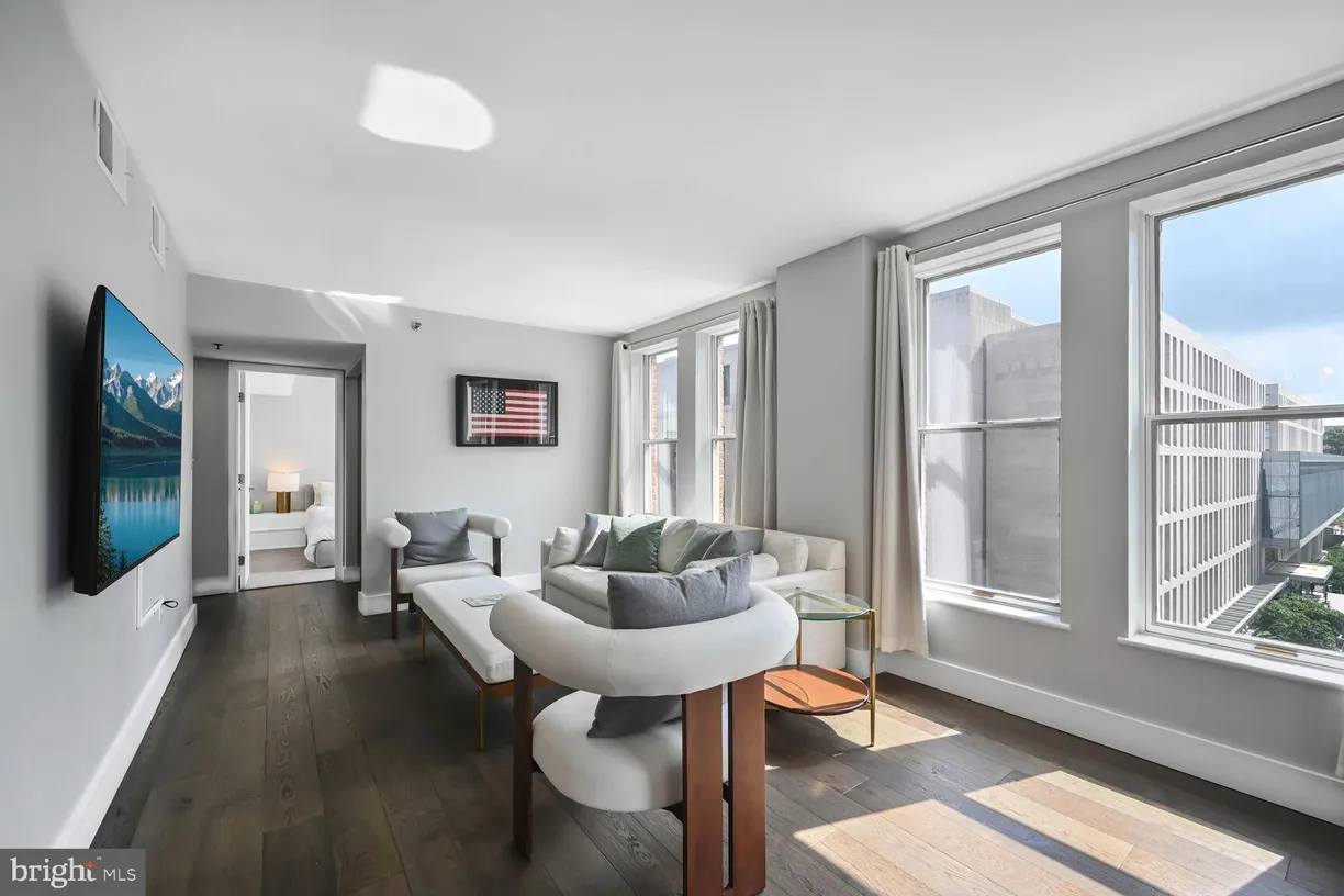 Washington Metro Area Real Estate | View 601 Pennsylvania Avenue NW Unit# 610 | room 2