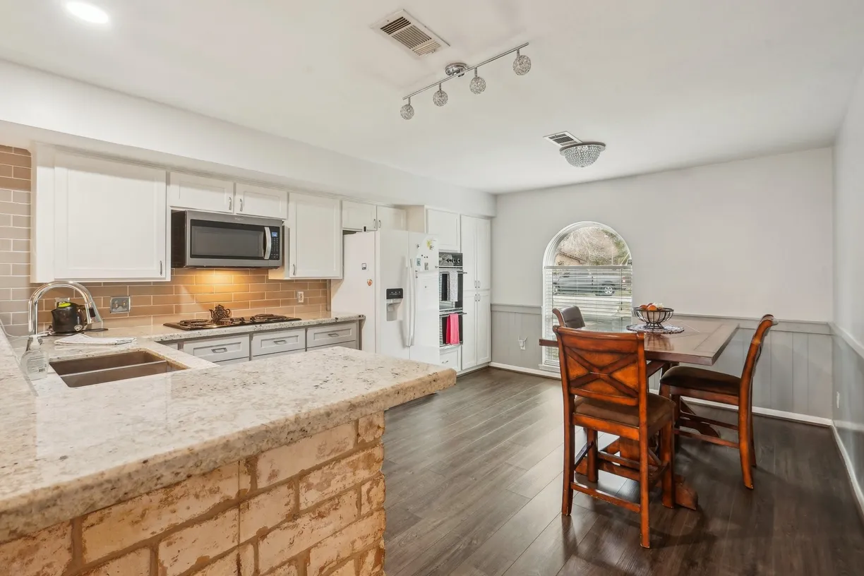 Houston Real Estate | View 21707 Glenbranch Drive | room 2