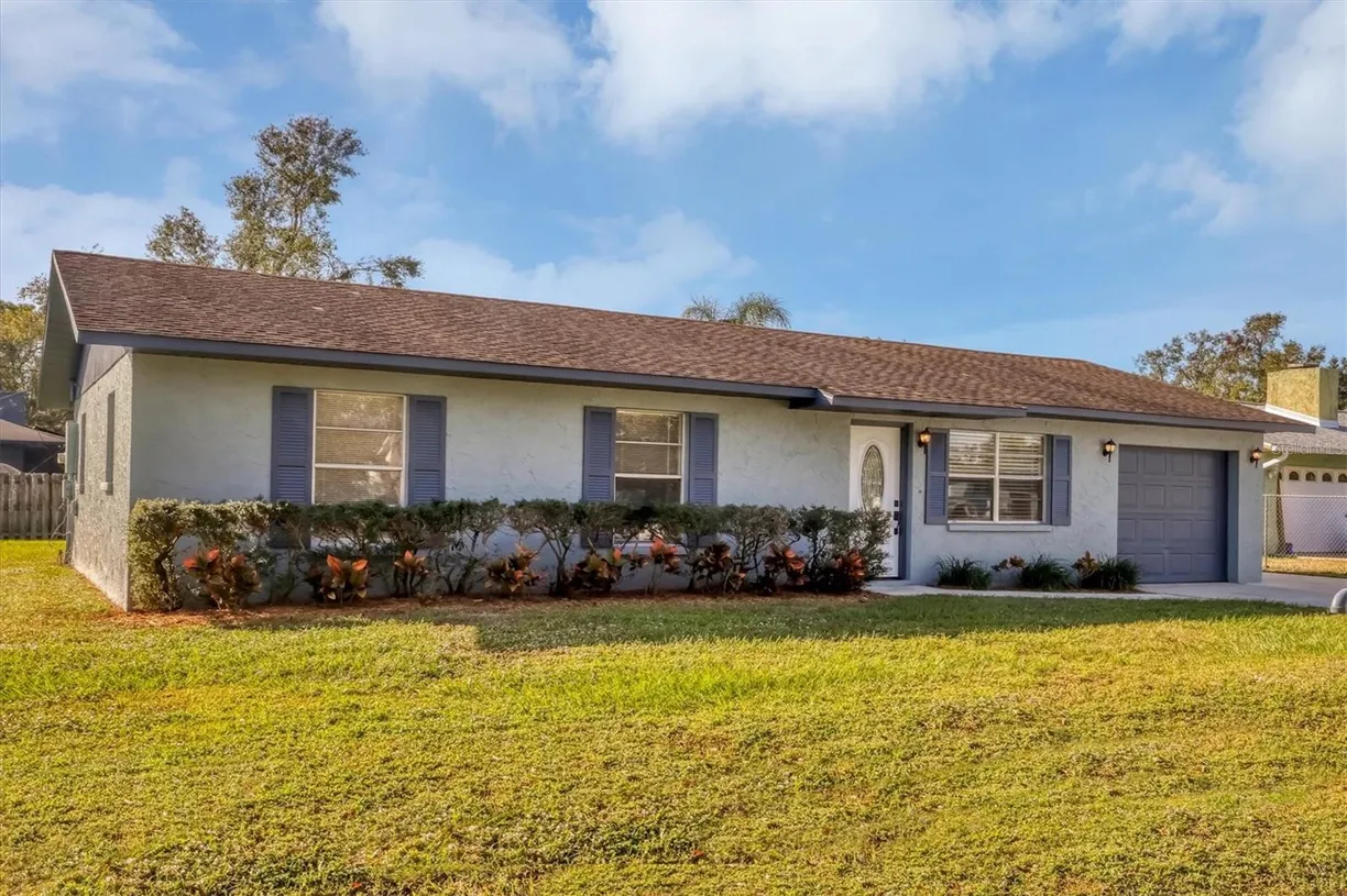 Sarasota/St. Petersburg Real Estate | View 4064 Velarde Lane | room 1