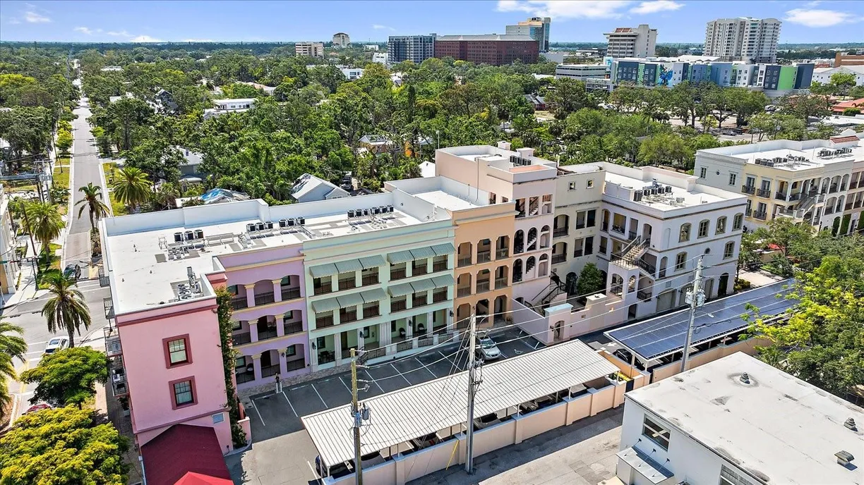 Sarasota/St. Petersburg Real Estate | View 555 N Orange Avenue #307 | 2 Beds, 2 Baths