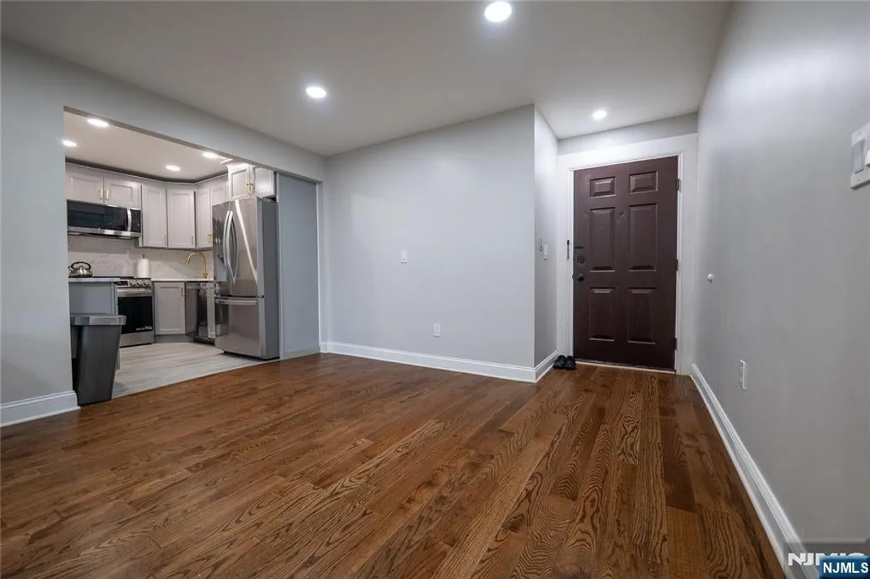 Bergen County Real Estate | View 327 71st Street 1E | room 2