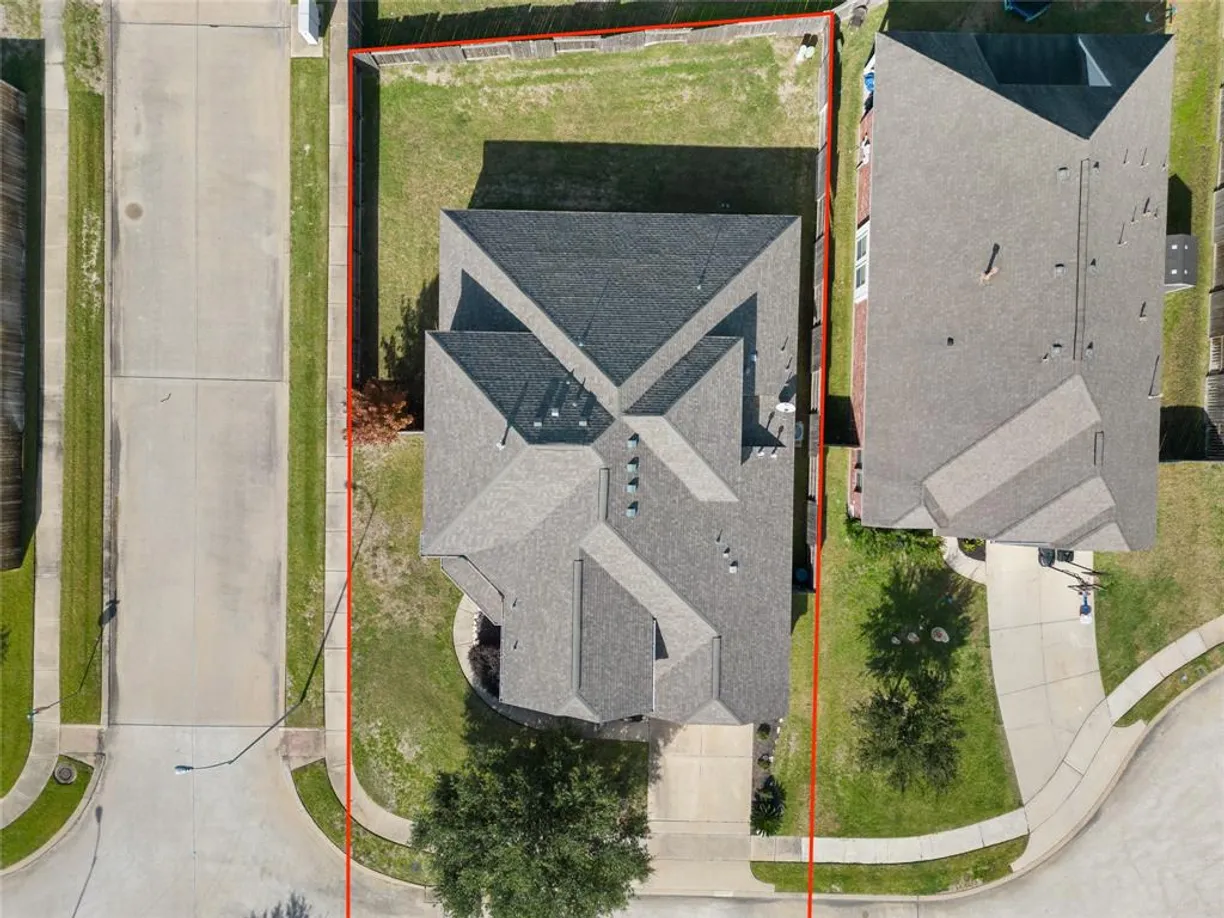 Houston Suburbs Real Estate | View 24614 Cabin Line Lane | room 1