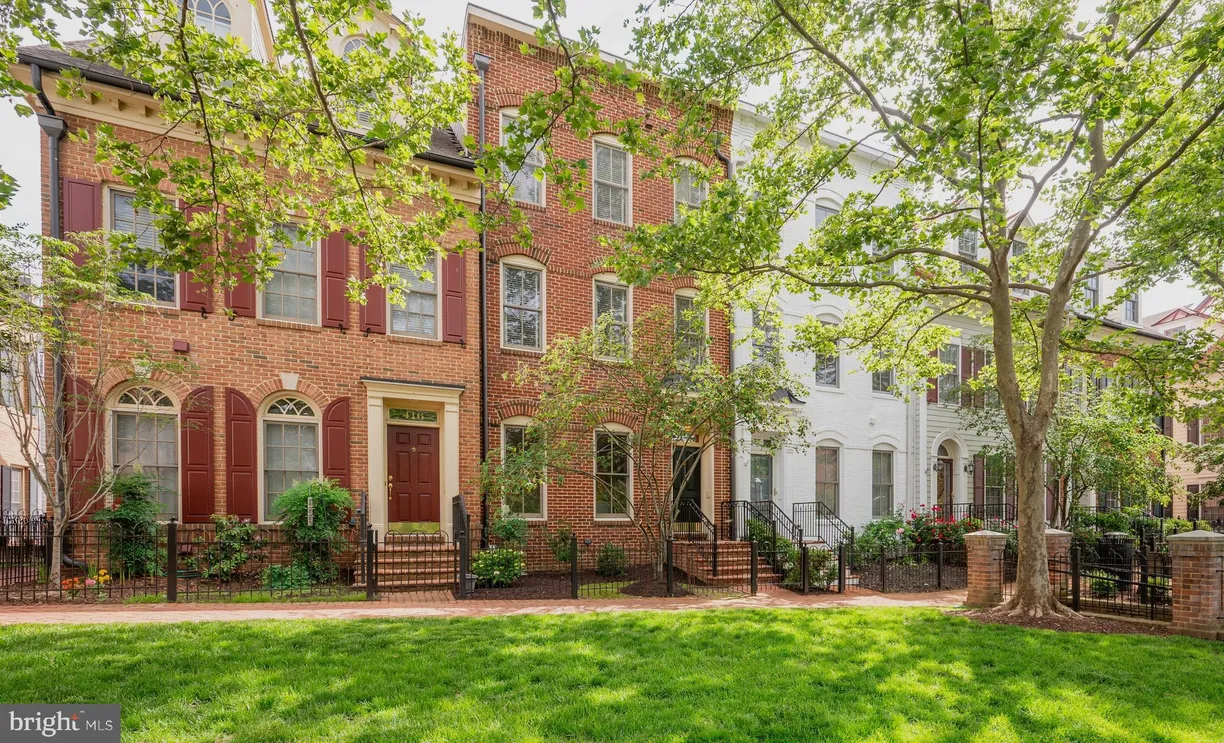 Washington Metro Area Real Estate | View 418 Cook Street | room 1