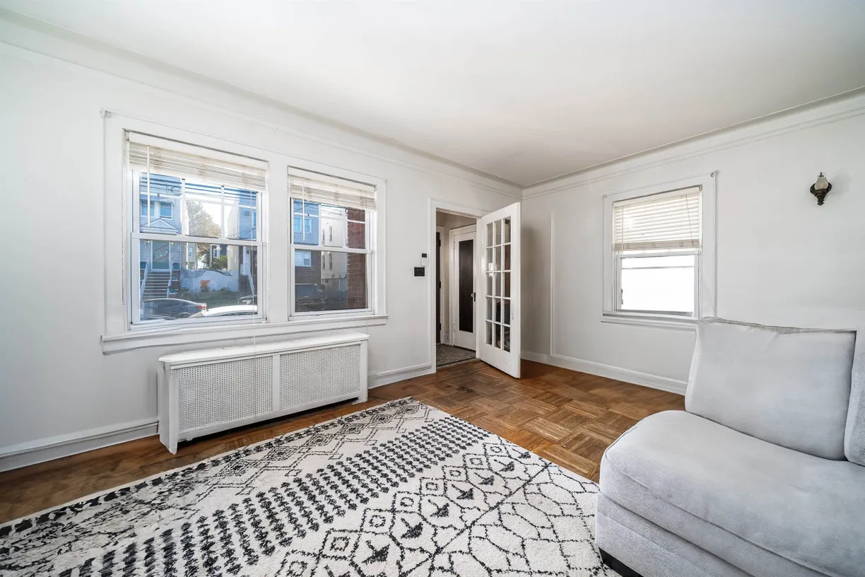 Jersey City/Hoboken Real Estate | View 263 Columbia Ave | room 1
